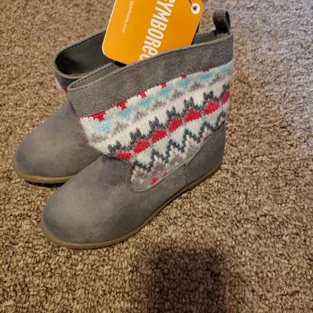 Gymboree boots NWT size 9